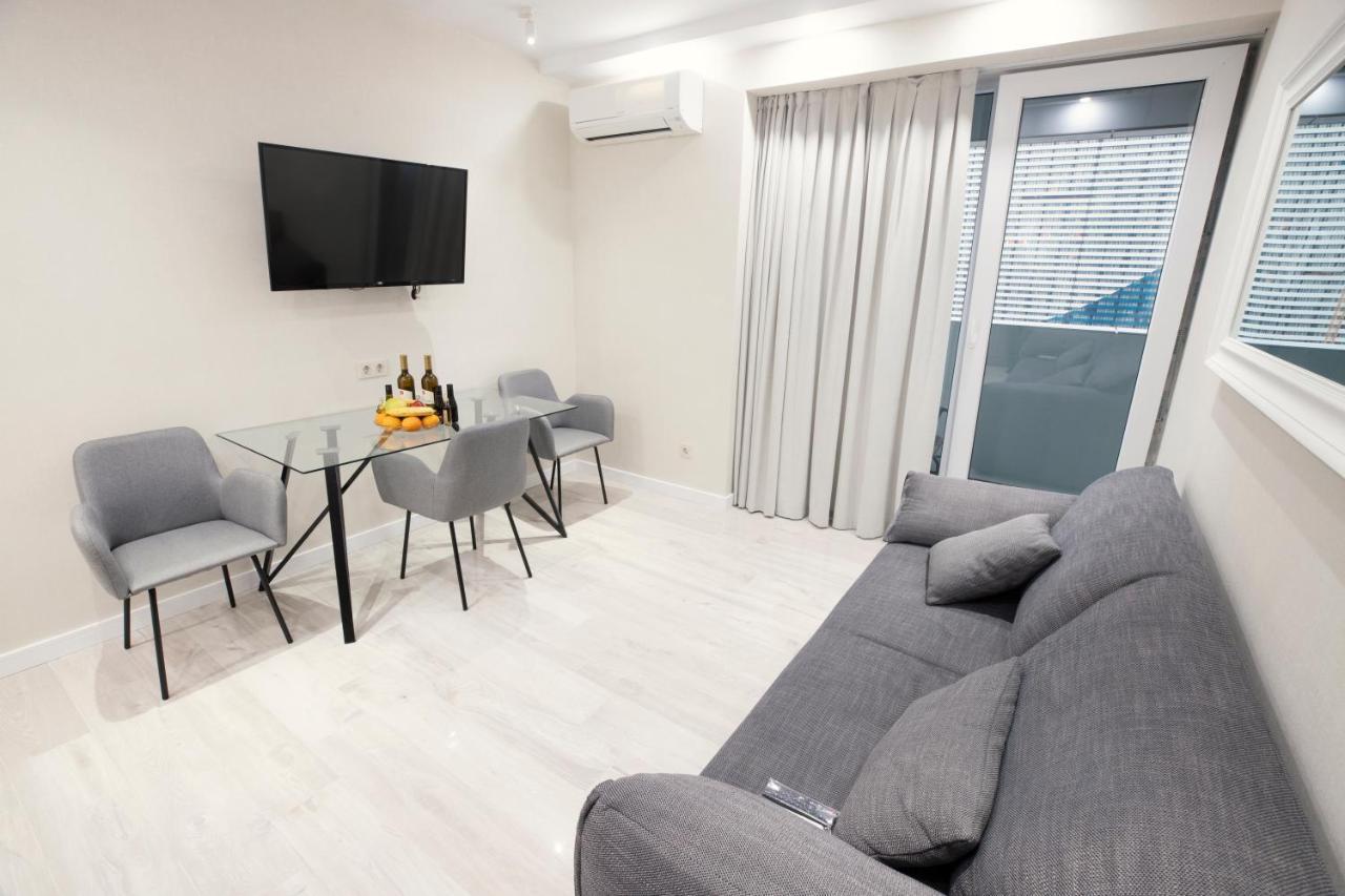 Gq Apartments On First Line Batumi Exterior foto
